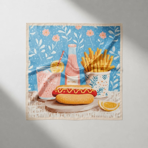 Rozłożona apaszka jedwabna Cheat Day 53 x 53 cm z motywem fast food More Amore